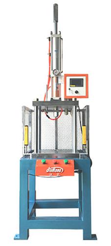 臺式四柱型氣液壓力機(jī) 臺式四柱型氣液壓力機(jī)